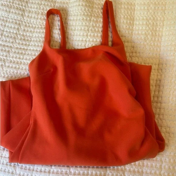 Bec + Bridge Karina Tuck Midi Dress - size 6 Fire Red - Picture 10 of 14